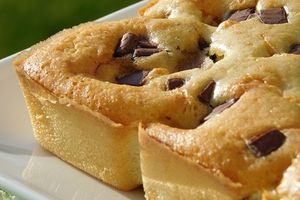 GATEAU EXTRA-MOELLEUX AUX POIRES, AMANDES ET PEPITES DE CHOCOLAT (thermomix)