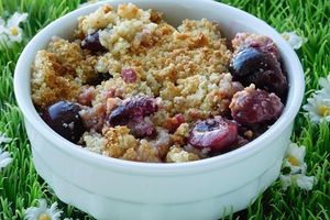 CRUMBLE POMMES CERISES AMANDES (thermomix)