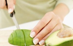 Les bienfaits de l'avocat, peu cher bon pour la santé (recette de grand mère)