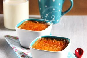 Crème brûlée aux fruits exotiques et noix de coco