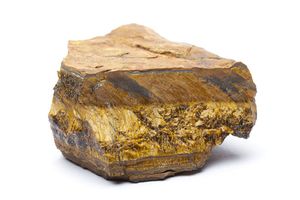 Méthode d’utilisation des pierres pour ouvrir les chakras "zoom sur l'oeil du tigre"