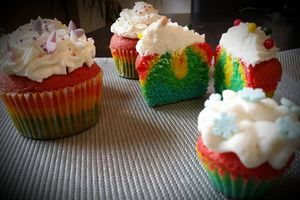 Cupcakes arc-en-ciel