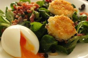 Salade de chèvre pané