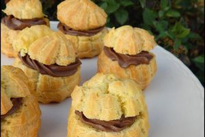 Petits choux au chocolat