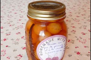Conserve de cerises au jus de pomme vanillé
