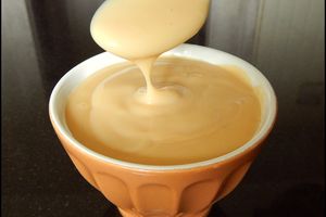 Crème onctueuse au caramel sans oeufs