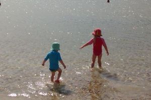 Il fait beau, il fait chaud, ce n'est pas encore les vacances et pourtant....