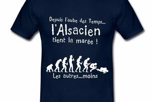 T Shirt Alsace bleu m homme L'Alsacien tient la marrée