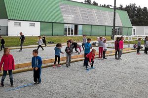 Le télégramme / Nap. La pétanque enthousiasme les jeunes