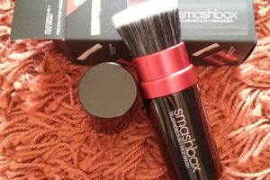 Le pinceau Telephoto 3 en 1 de Smashbox : j'ai craqué