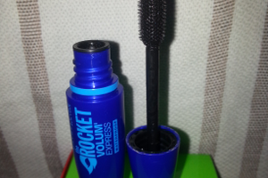 The Rocket Volum'Express waterproof, le point sur un mascara star !
