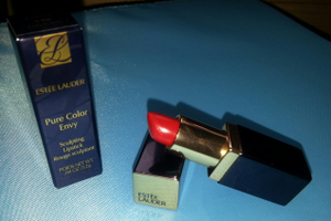 Découvrir Estée Lauder pour 5€ : le retour du rouge Pure Color Envy Shine