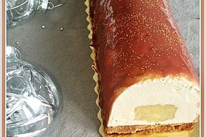 Bûche spéculoos et pommes caramélisées