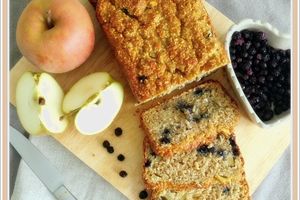 Cake pommes, avoine et myrtilles ( sans "sucre" et sans gluten)