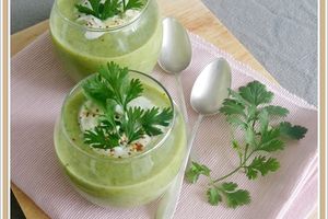 Soupe froide de courgette à la coriandre