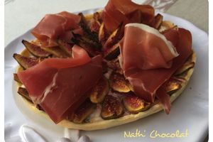 Tarte aux figues et jambon cru