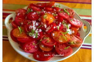 Salade de tomates du jardin