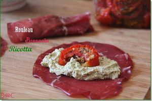 Rouleaux de bresaola à la ricotta et roquette