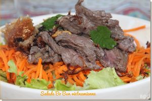 Salade Bo bun, recette de Miss Tâm du blog "La kitchenette de Miss Tâm"