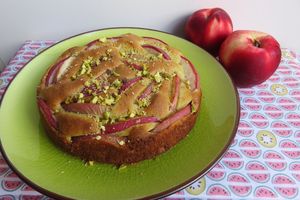 Mes biscuits madeleines aux nectarines et pistaches