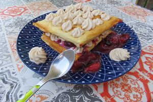Ma tarte aux prunes datil déstructurée restructurée en mille-feuille...