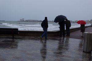 31 janvier 2014 : Marée haute sur le remblai des Sables