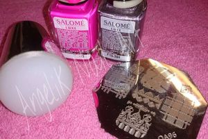 STAMPING SUR LES ONGLES DE MA CHEWIE
