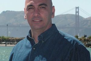 Prof. Tony Kashani :"Soit nous allons changer et renforcer la solidarité pour un monde meilleur et juste ou bien nous disparaîtrons"