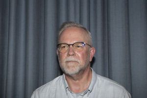 Dr. Wayne Ross: « The fear created by precarious existence in the neoliberal world discourages critical thinking »