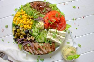 Salade mixte et steak
