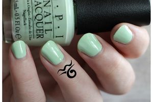 That's Hula-rious ! - OPI