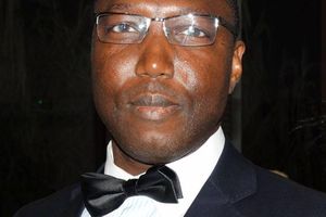 ATTENTION AU DEBAUCAHAGE ET A L’OPPORTUNISME POLITIQUE