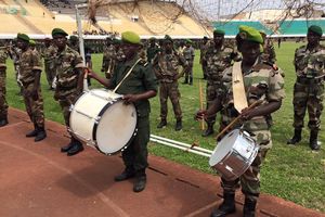 CENTRAFRIQUE :DÉJÀ HUIT MILLIONS DILAPIDÉS PAR LA COMMISSION COMMUNICATION AVANT L’INVESTITURE DE FAUSTIN ARCHANGE TOUADÉRA