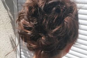 Le chignon effet bouclé