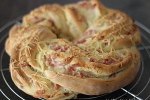 Bioche salé à l'alsacienne (Kringle)