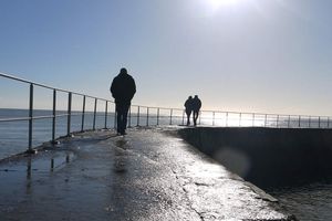 Révolution continue autour du Soleil