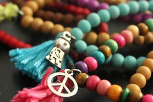 Bijoux en "bois" pour l'été
