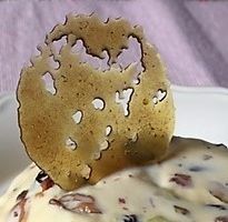 Caramel lace decoration for ice creams or fruit verrines - gluten free