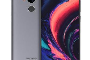 Vernee Apollo 4G Phablet