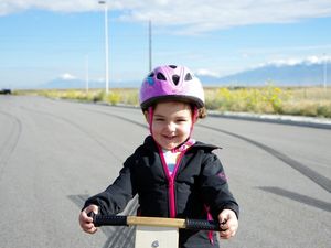 Wandern, Rollern und Sackhüpfen