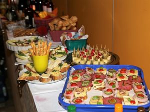 Und die Chormitglieder hatten die Zutaten für ein leckeres Buffet mitgebracht.