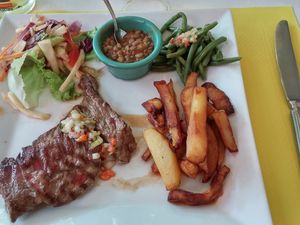 Le Petit Jardin