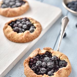 Tarte rustique aux myrtilles