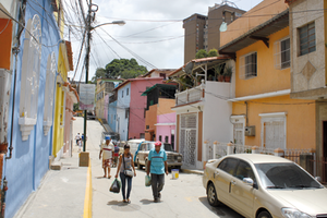 Nous, habitants des "barrios", villages et hameaux, savons...