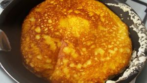 Omelette sucrée au rhum