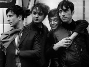 Les Babyshambles peuvent dire que "dans une industrie d'imbéciles, de sbires et de nécrophages si tu n'es pas une marionnette ou un pantin, tu..."
