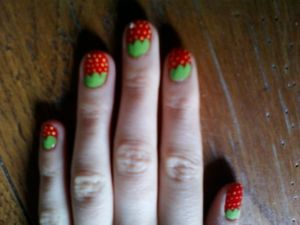 Nail art Fraises