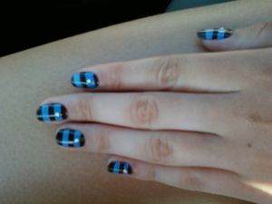Nail Art Rayé Blue & Brown