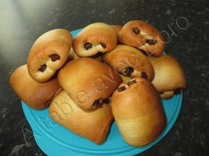 Petits pains au chocolat briochés
