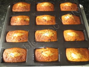 Mini-cakes à la banane et pépites de chocolat